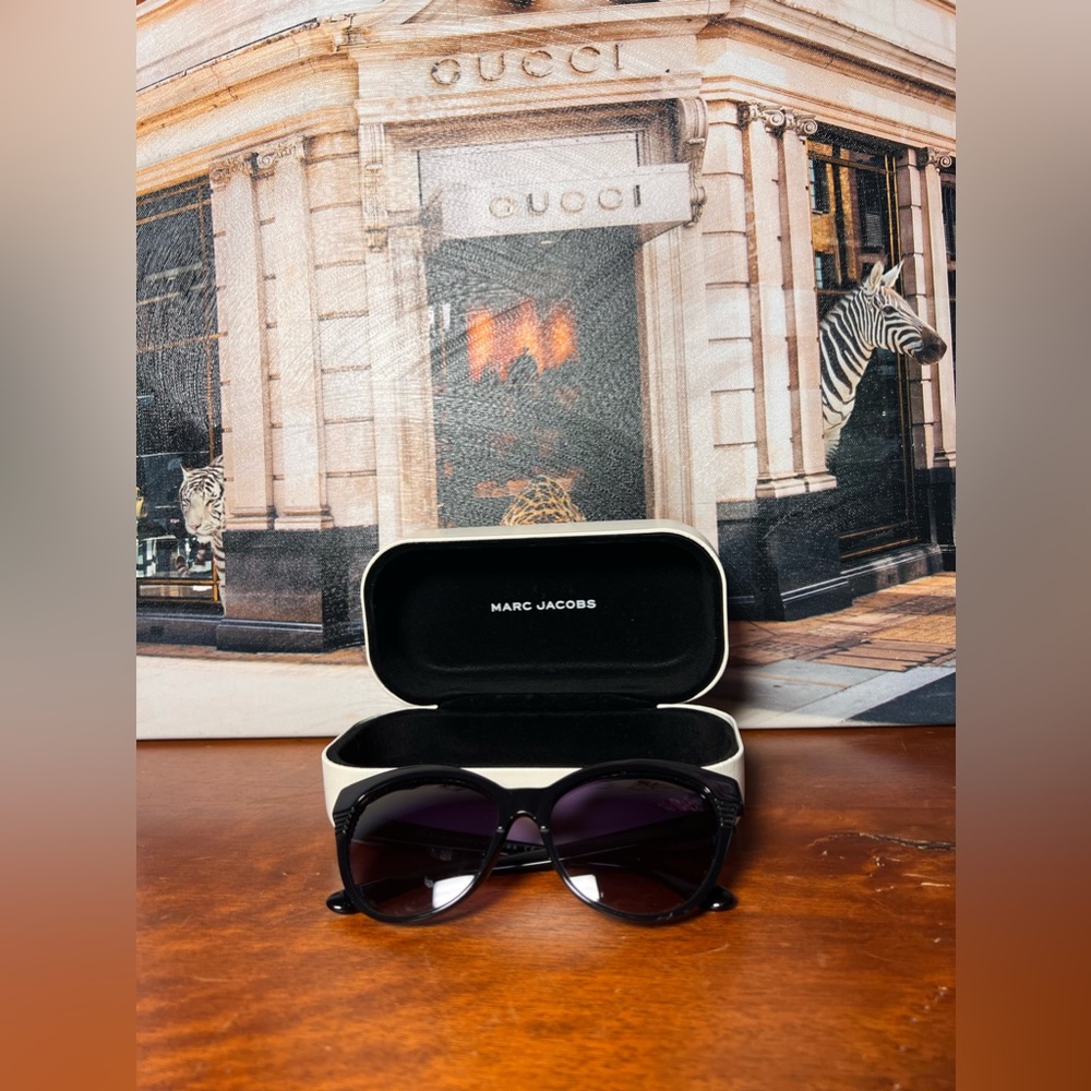 Marc by Marc Jacobs sunglasses with case